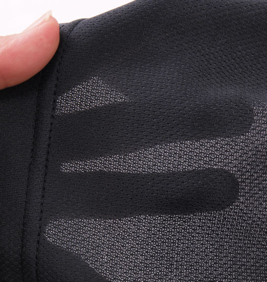 DESCENTE ライトドライメッシュ長袖Tシャツ ブラック