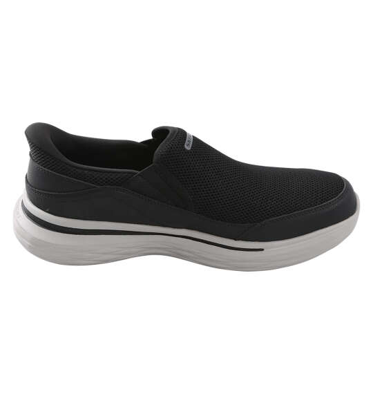 SKECHERS スニーカー(SLIP-INS NEVARRO) ブラック