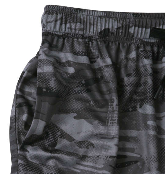 OUTDOOR PRODUCTS DRYメッシュカモフラ柄ハーフパンツ ブラック系