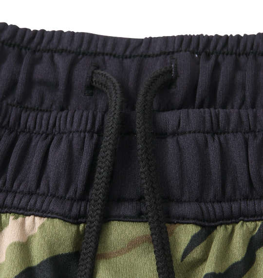 adidas カモフラ柄ハーフパンツ カーキカモ×ブラック