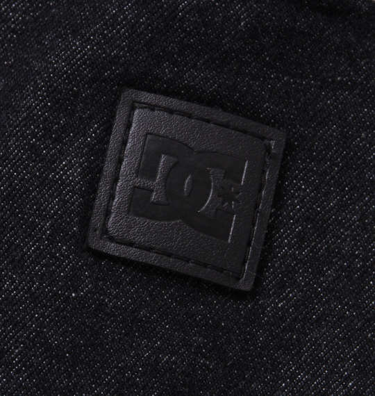 DCSHOES 22BIG PAINTERSパンツ ブラックデニム