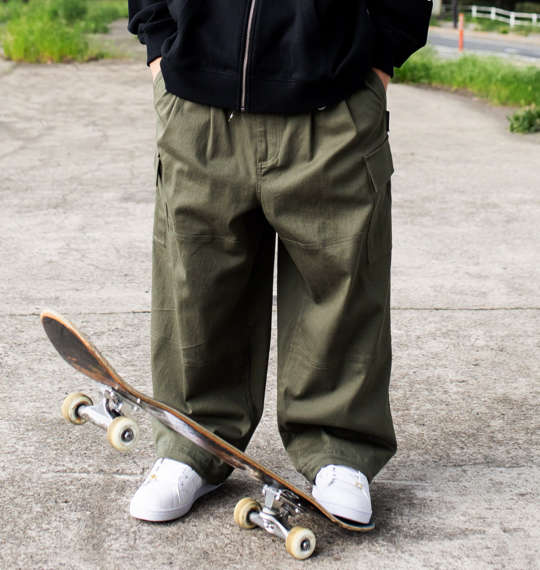 DCSHOES 23BIGカーゴパンツ カーキ