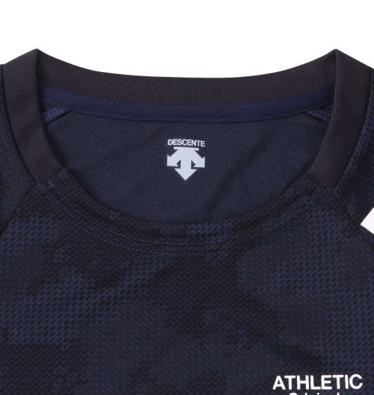 DESCENTE ジャガードグラフィック半袖Tシャツ ネイビー