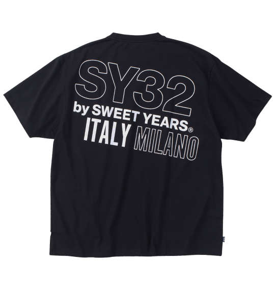 SY32 by SWEET YEARS バックスラッシュビッグロゴ半袖Tシャツ ブラック